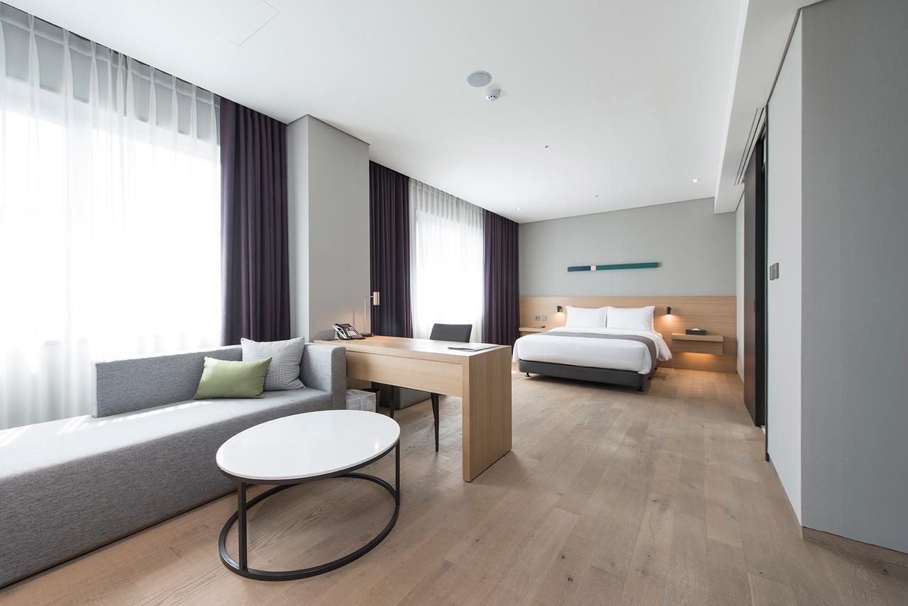 Alex 72 Hotel Suwon Exterior foto