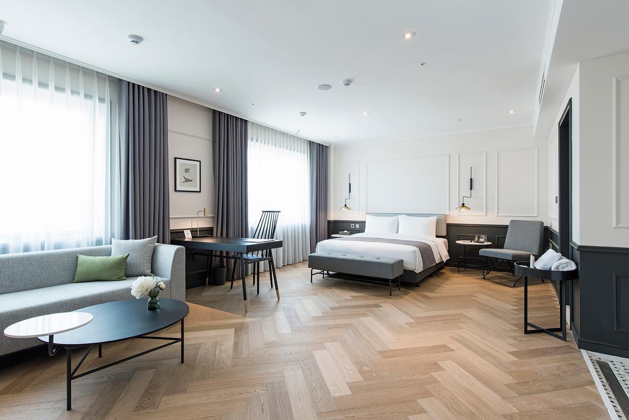 Alex 72 Hotel Suwon Exterior foto
