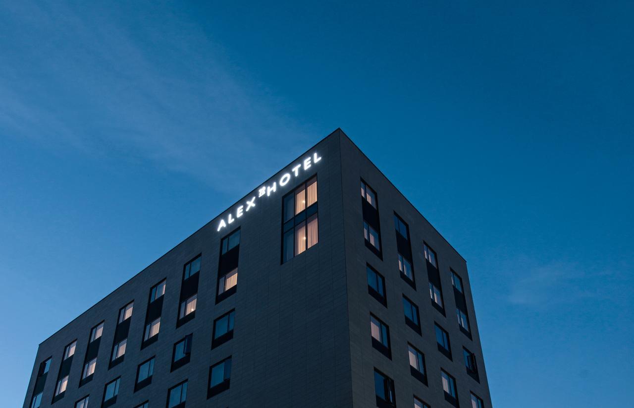 Alex 72 Hotel Suwon Exterior foto